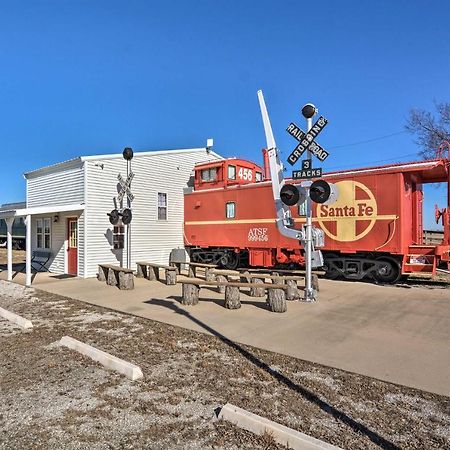 Unique Joplin Gem Converted Train Car Studio エクステリア 写真