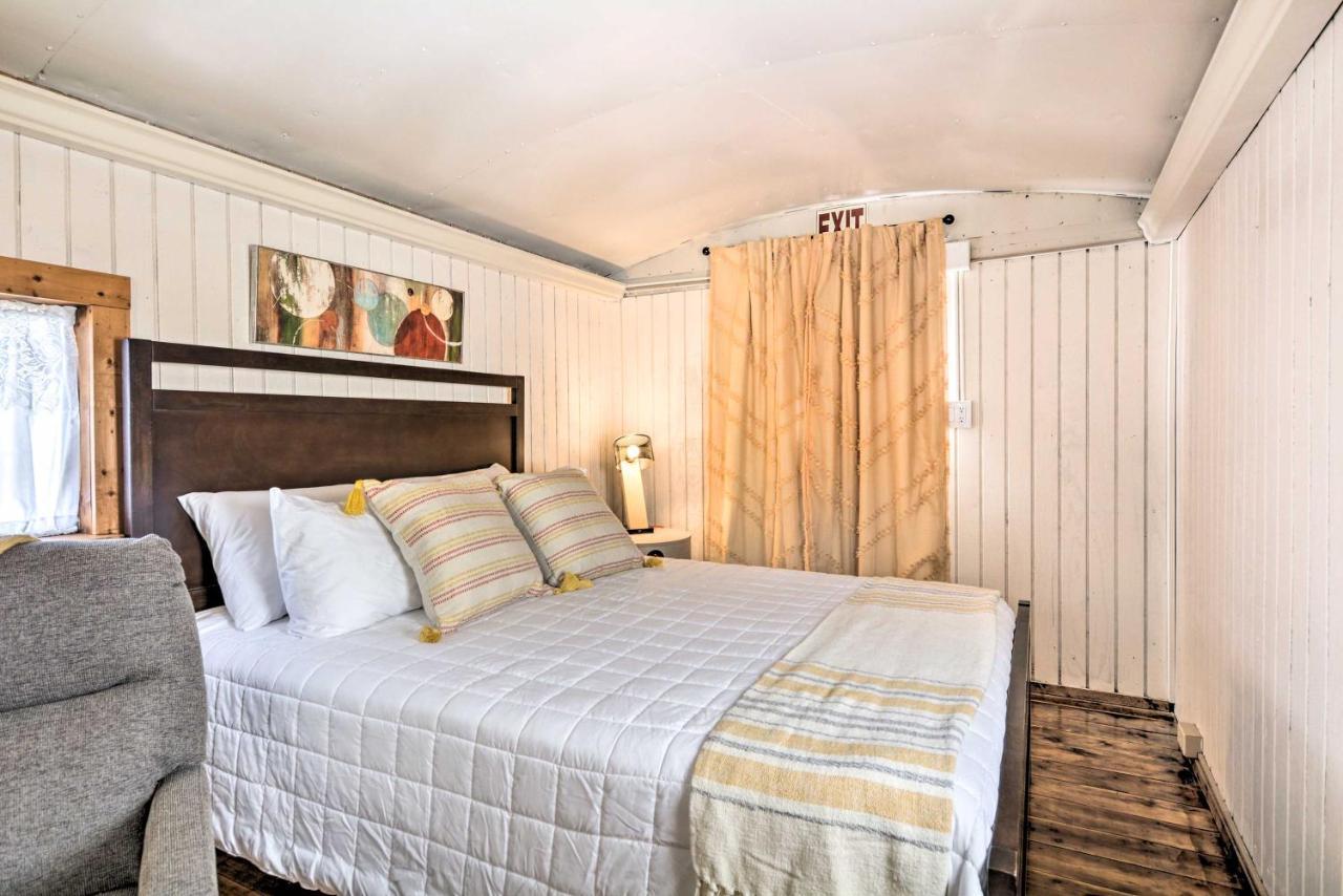 Unique Joplin Gem Converted Train Car Studio エクステリア 写真